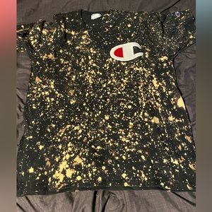 Champion tee bleach marks, front and back, size 1x